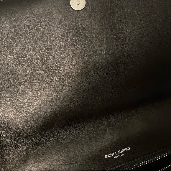 Yves Saint Laurent Black Quilted Clutch - Picture 15 of 17
